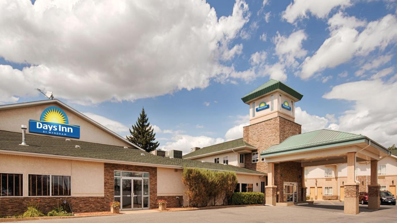 Days Inn By Wyndham Swift Current Exterior photo